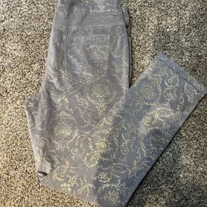 *HOLIDAY* CHICO'S GRAY AND GOLD COTTON VELVETEEN PANTS
